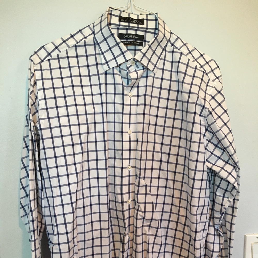 Saks Fifth Avenue slim fit 17.5” x 36/37 checked